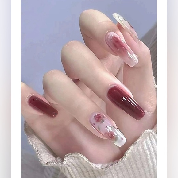 Vintage Floral Press On Nails Long Ballerina Nail Set Elegant Nail Sets Manicure - Picture 2 of 3